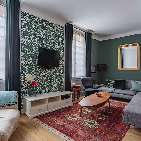 Apartment Plein Centre Historique, A 2 Pas, 3 Etoiles, Renove, 1 - Fr-1-4-671 Saint-Jean-de-Luz