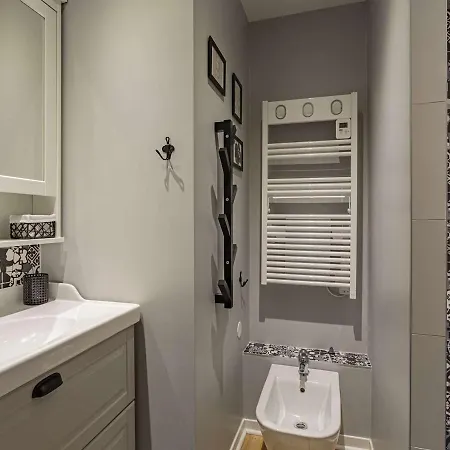 Apartment Plein Centre Historique, A 2 Pas, 3 Etoiles, Renove, 1 - Fr-1-4-671