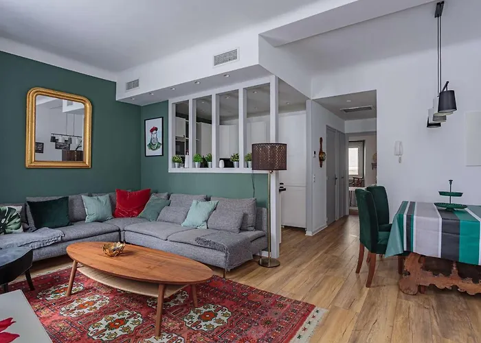 Plein Centre Historique, A 2 Pas, 3 Etoiles, Renove, 1 - Fr-1-4-671 Apartment *